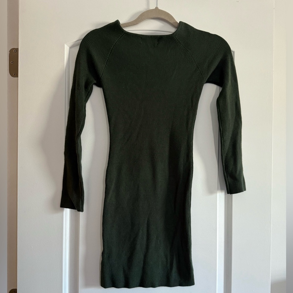 Urban Outfitters Elsa sweater dress forest green size small - Picture 6 of 7